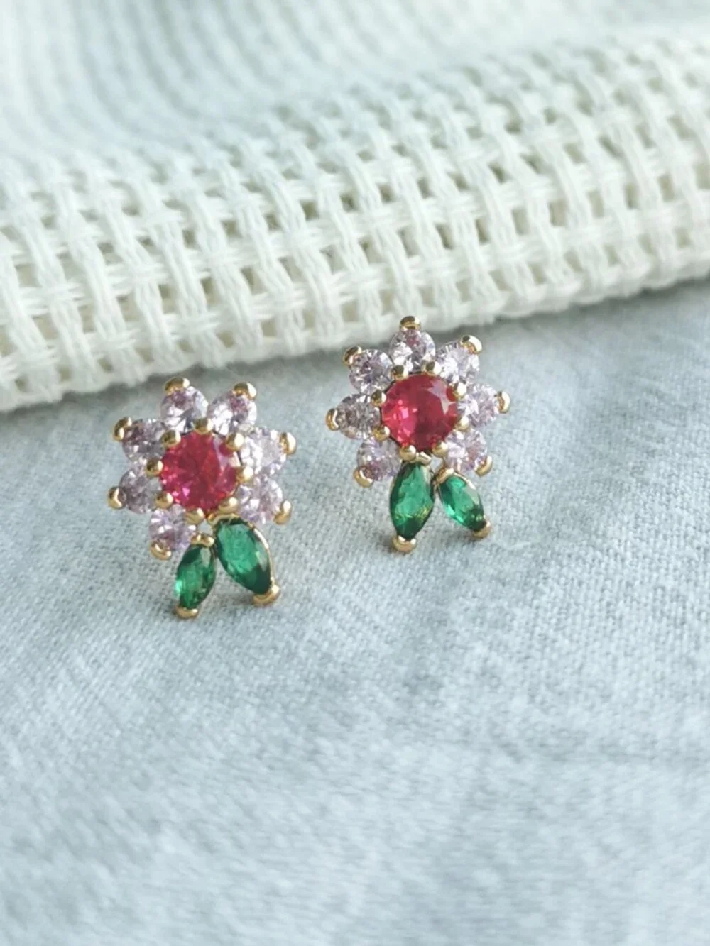 Kate Spade new bloom flower Gold Stud Earrings - Multi Color